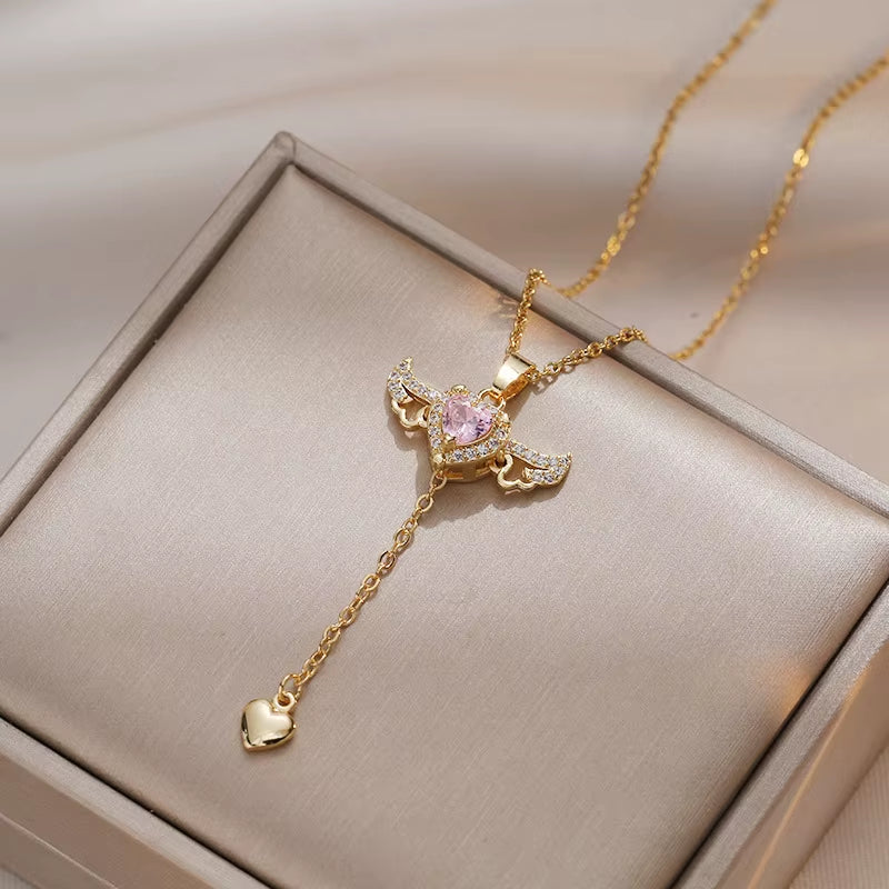 Collar Cupid Wings — Alas de Ángel Doradas | Acero Inoxidable 316L